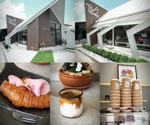 ภาพรีวิว Keiken Coffee • ราชพฤกษ์ — คาเฟ่อาคารทรงสามเหลี่ยมพร้อมกระจกเปิดรับแสง
